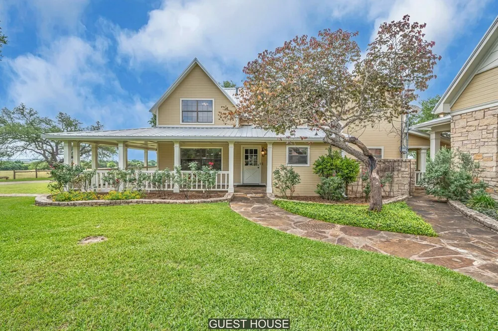 8356 FM 219 Clifton, TX 76634