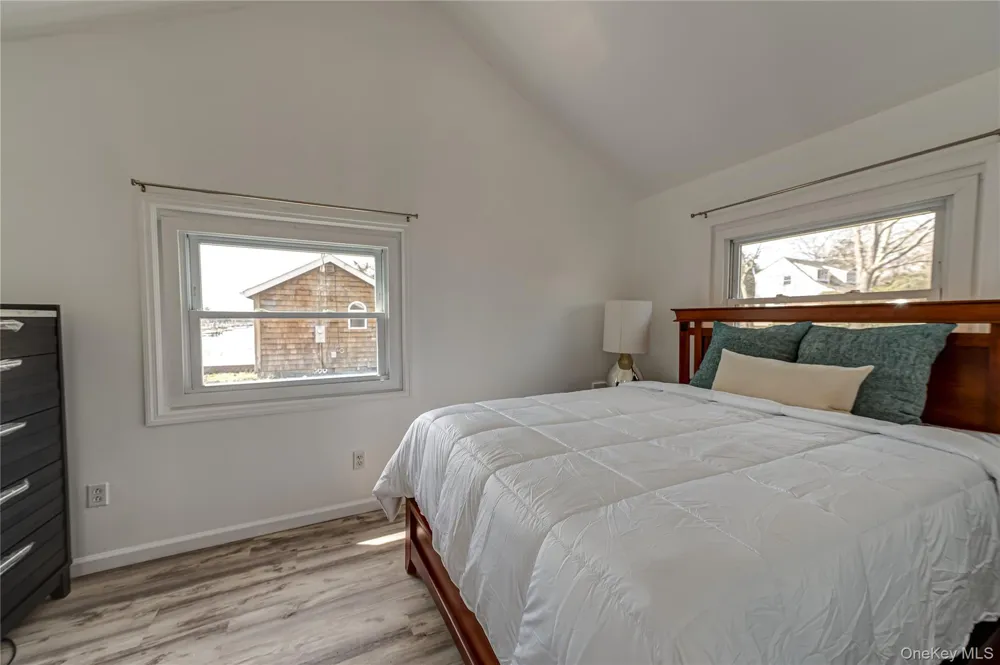 18 Shinnecock Road #3 Hampton Bays, NY 11946
