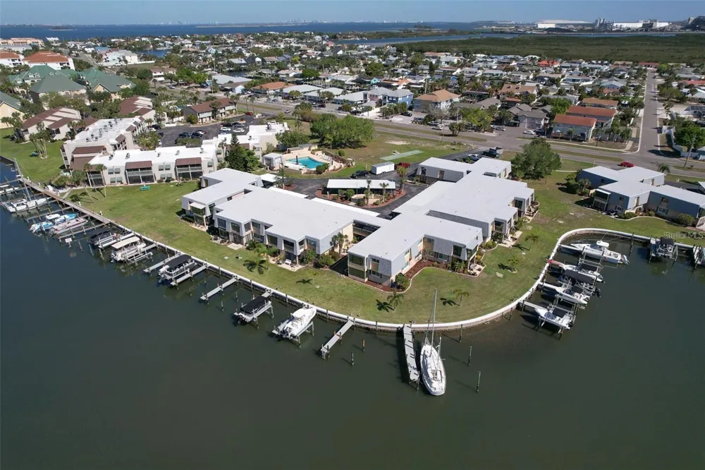 1008 APOLLO BEACH BOULEVARD #201 Apollo Beach, FL 33572