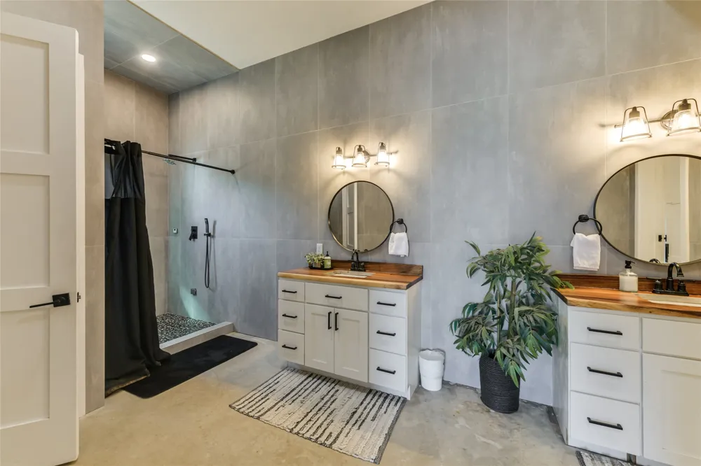 Trails End Road Leander, TX 78641