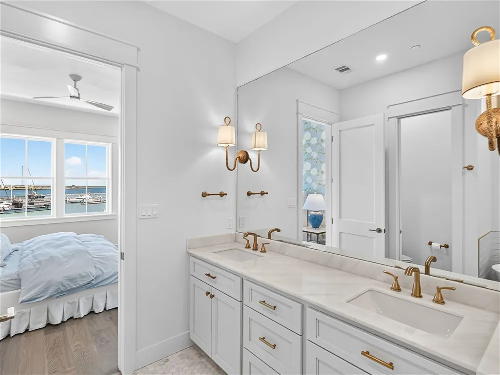 Address Not Shown Port Aransas, TX 78373