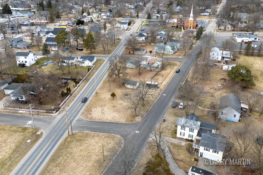 222 S Division Street Lowell, MI 49331
