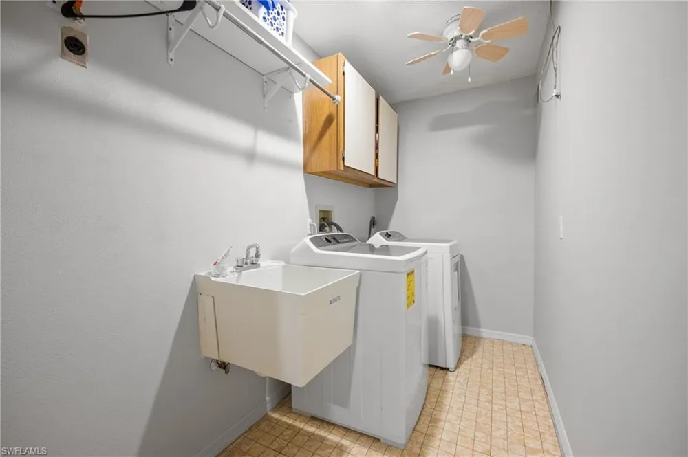 Address Not Shown Port Charlotte, FL 33981