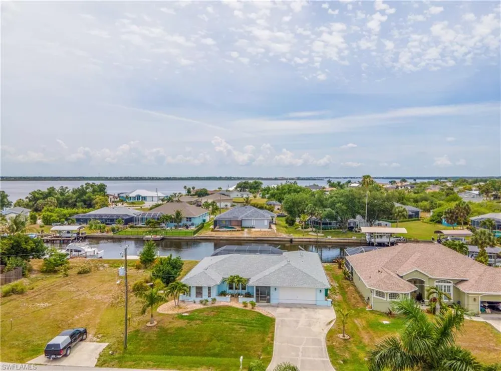 Address Not Shown Port Charlotte, FL 33981