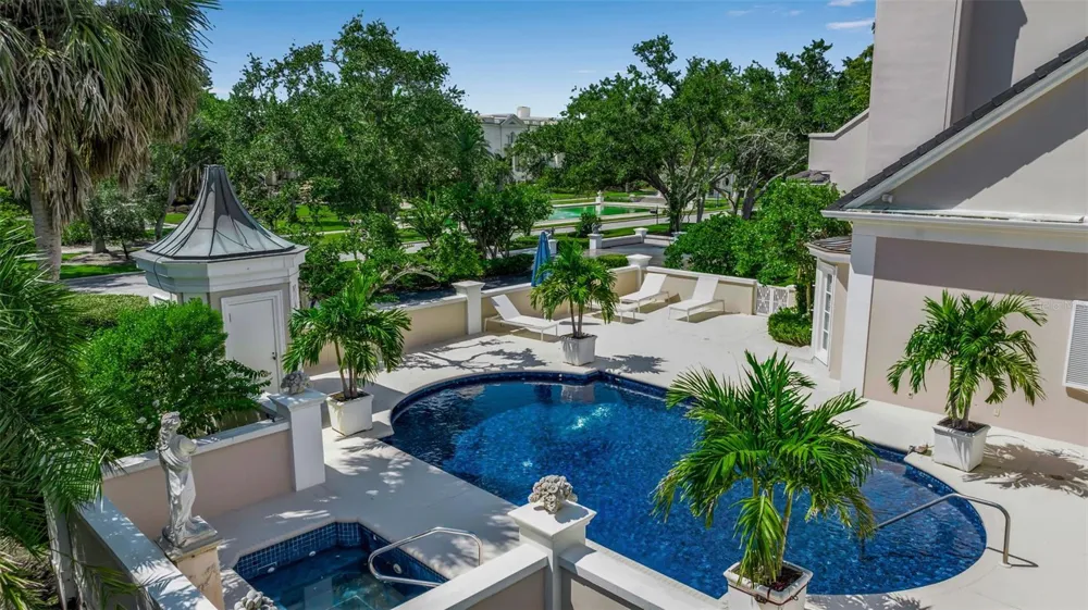 101 OSPREY POINT DRIVE Osprey, FL 34229