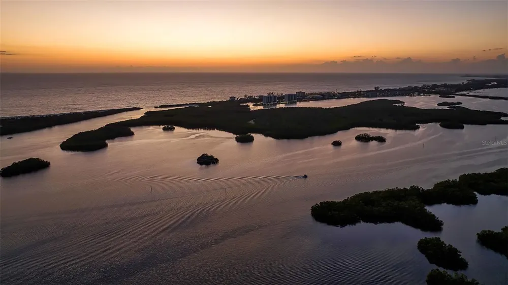 101 OSPREY POINT DRIVE Osprey, FL 34229