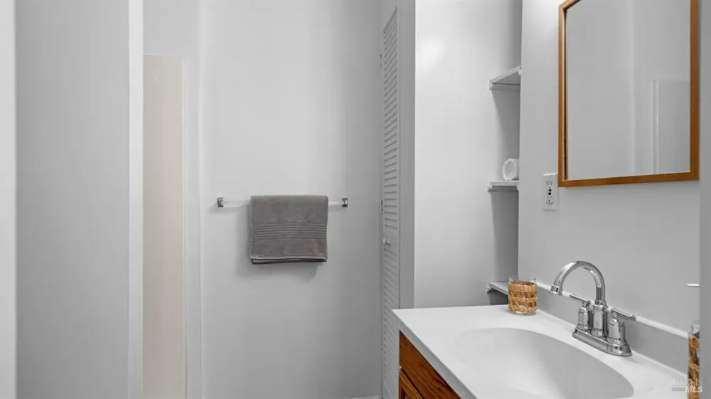 38 Bret Avenue San Rafael, CA 94901