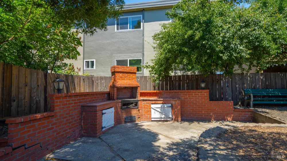 38 Bret Avenue San Rafael, CA 94901