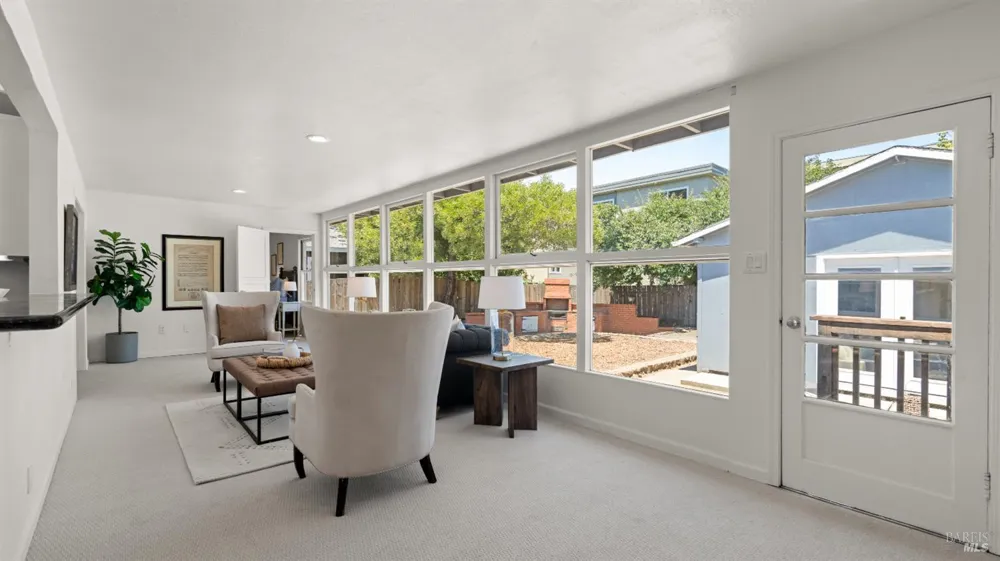 38 Bret Avenue San Rafael, CA 94901