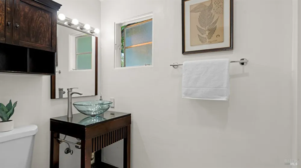 38 Bret Avenue San Rafael, CA 94901