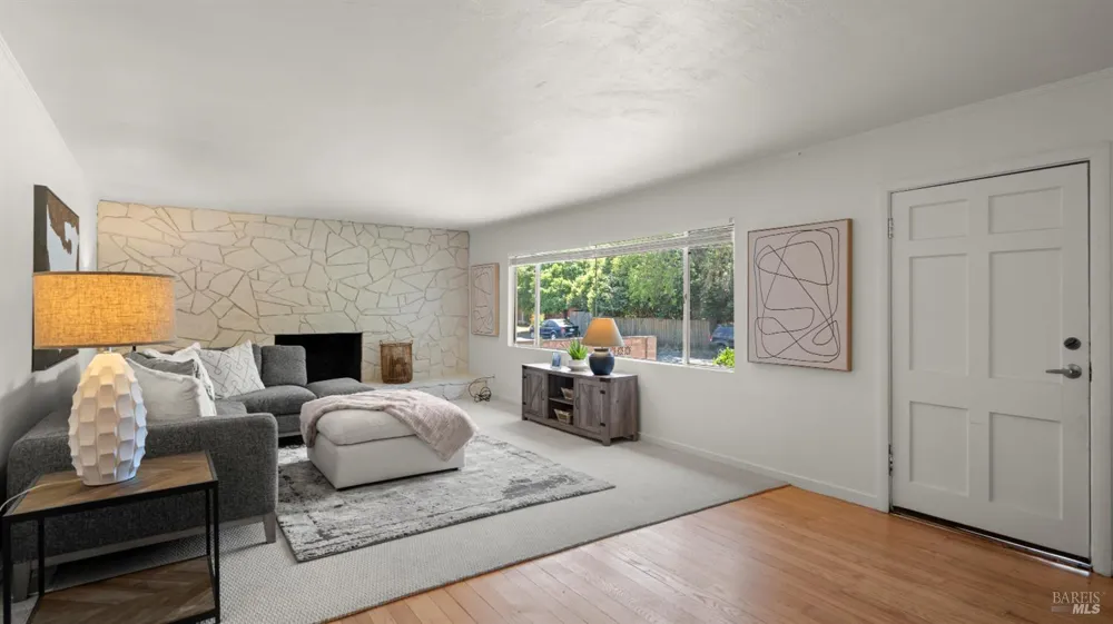 38 Bret Avenue San Rafael, CA 94901