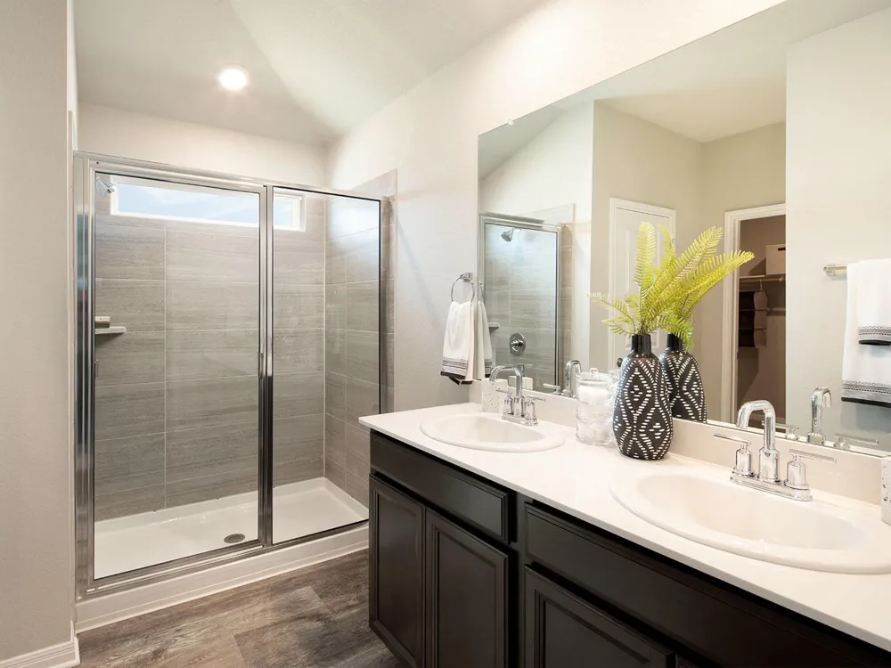 231 Red Tail Hawk Lane Cedar Creek, TX 78612