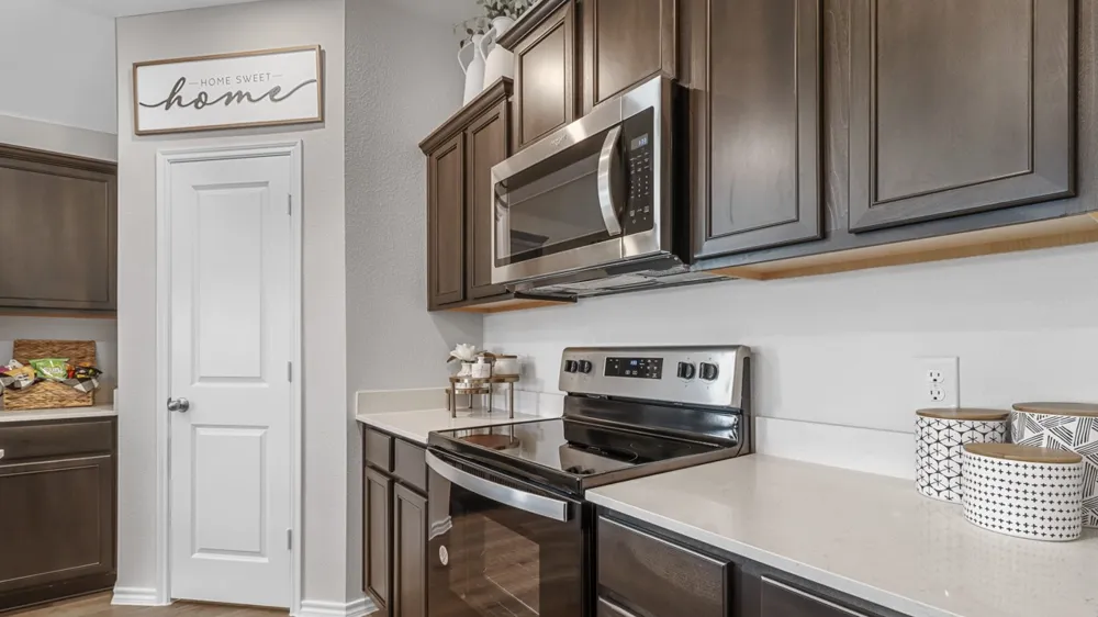 931 Newport Drive Ferris, TX 75125