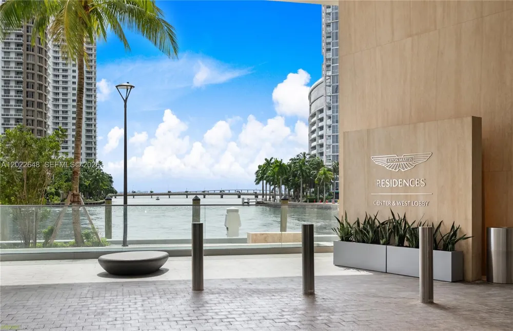 300 Biscayne Blvd Way #3604 Miami, FL 33131