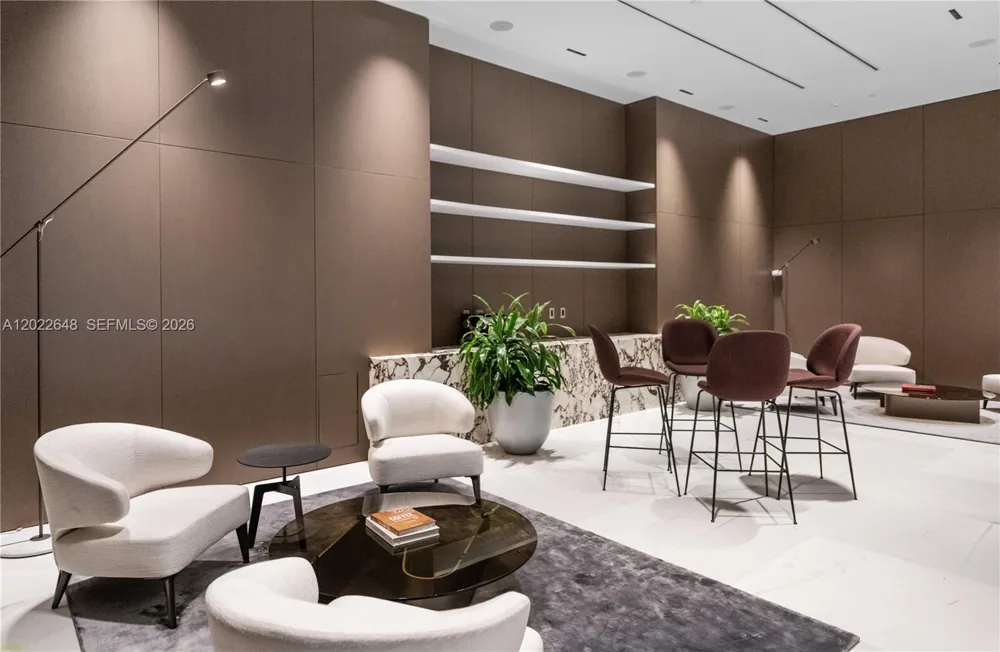 300 Biscayne Blvd Way #3604 Miami, FL 33131