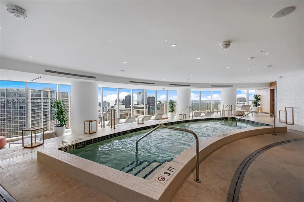 300 Biscayne Blvd Way #3604 Miami, FL 33131
