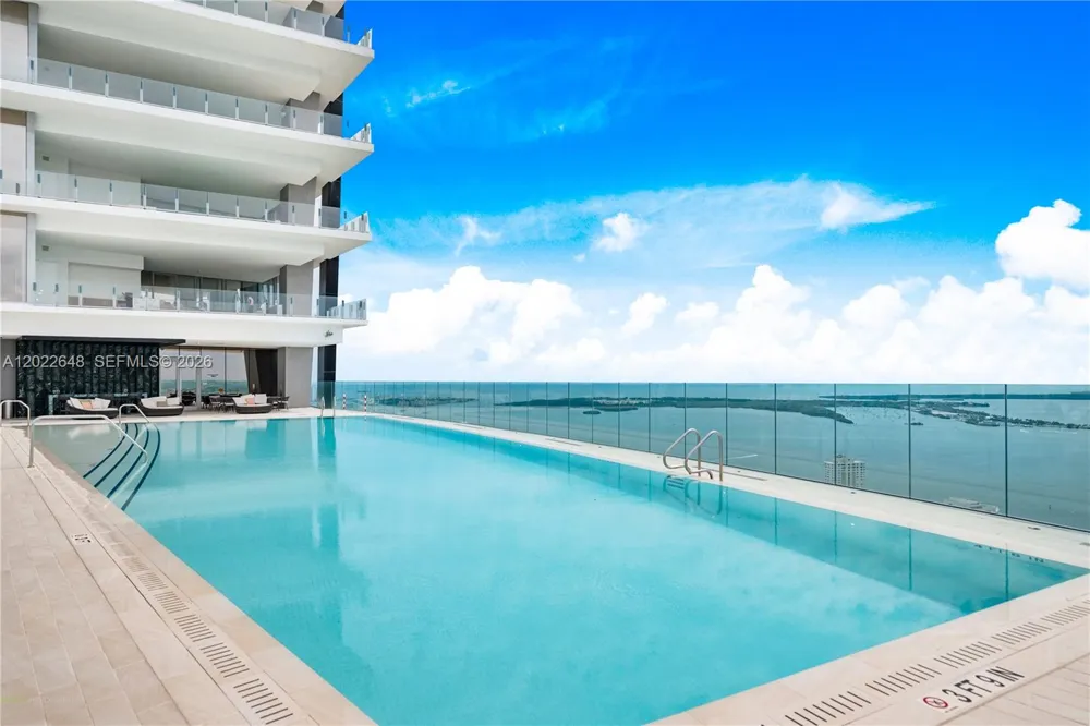 300 Biscayne Blvd Way #3604 Miami, FL 33131