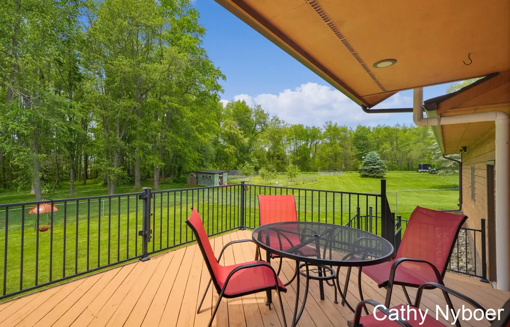 9188 W V AVENUE Prairie Ronde Township, MI 49087