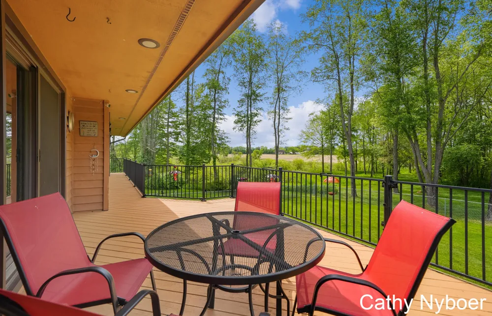 9188 W V AVENUE Prairie Ronde Township, MI 49087