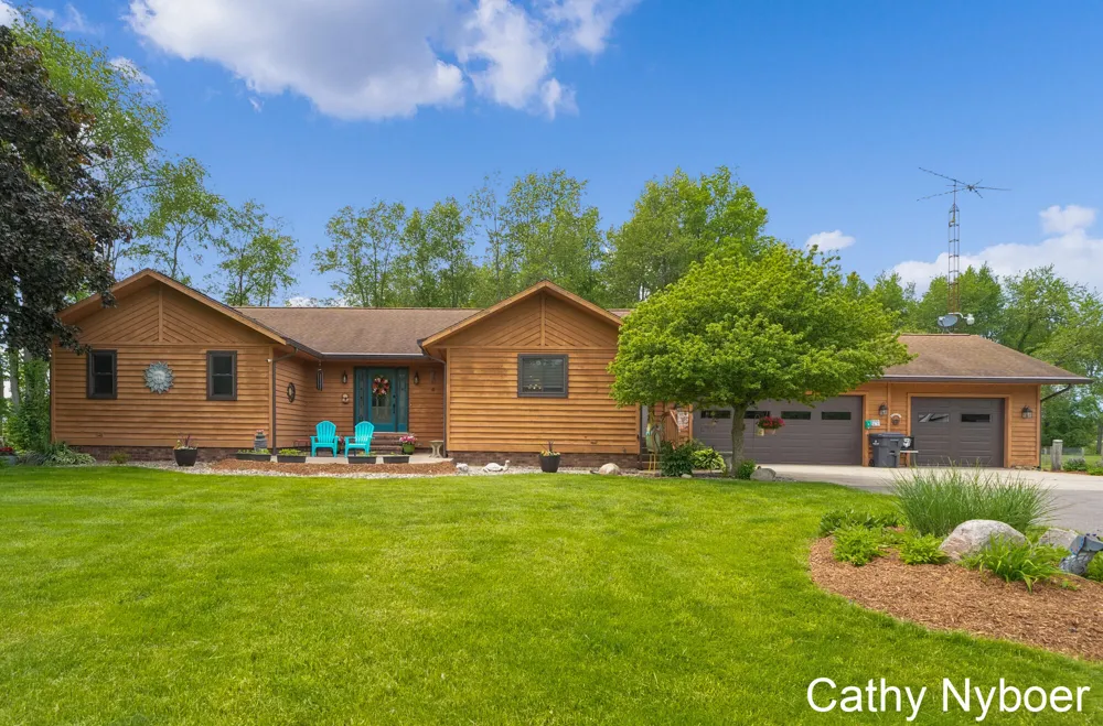 9188 W V AVENUE Prairie Ronde Township, MI 49087