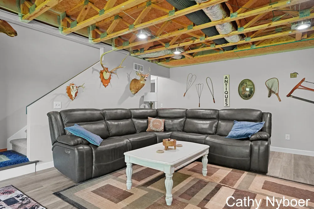 9188 W V AVENUE Prairie Ronde Township, MI 49087
