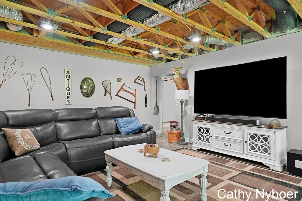 9188 W V AVENUE Prairie Ronde Township, MI 49087