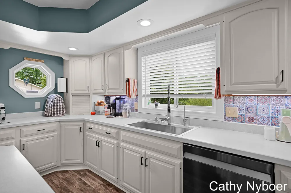 9188 W V AVENUE Prairie Ronde Township, MI 49087