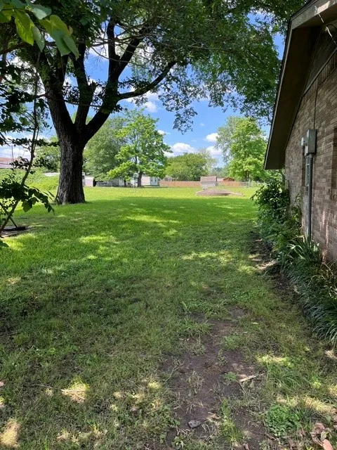 304 Sunset Street Roxton, TX 75477