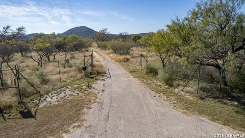 4 ACRES CR 416