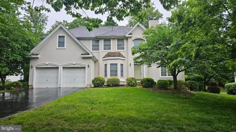 5 JUPITER HILLS COURT