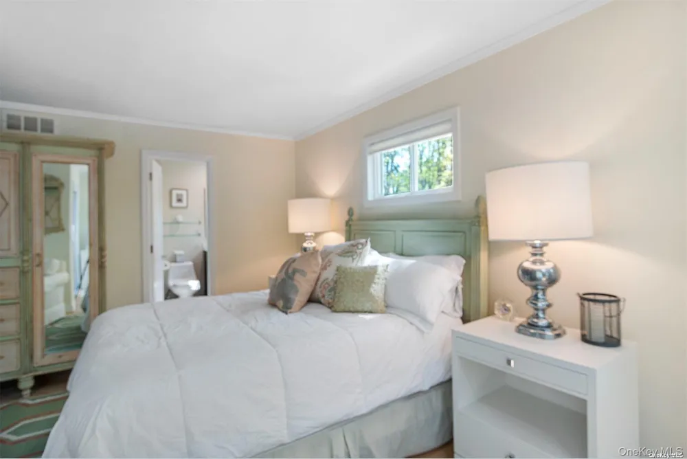 36 DeerField Way Quogue, NY 11959