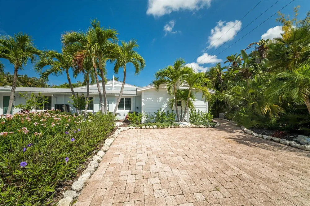 324 64TH STREET Holmes Beach, FL 34217