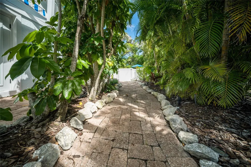 324 64TH STREET Holmes Beach, FL 34217