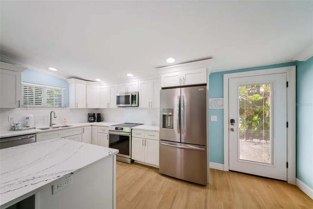 324 64TH STREET Holmes Beach, FL 34217