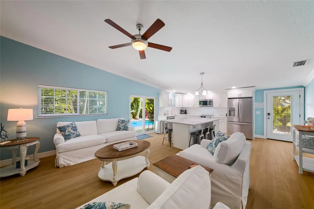324 64TH STREET Holmes Beach, FL 34217