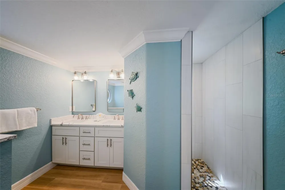 324 64TH STREET Holmes Beach, FL 34217