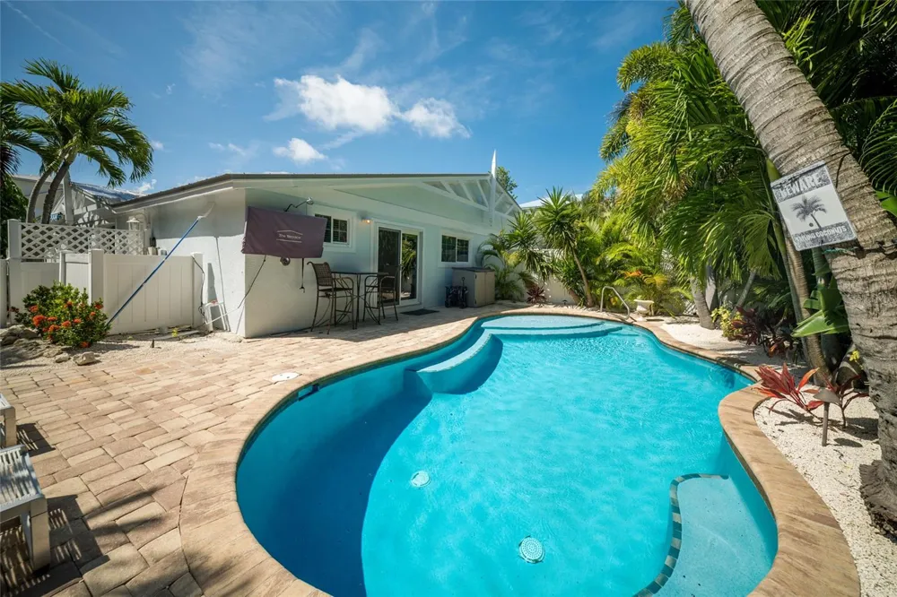 324 64TH STREET Holmes Beach, FL 34217