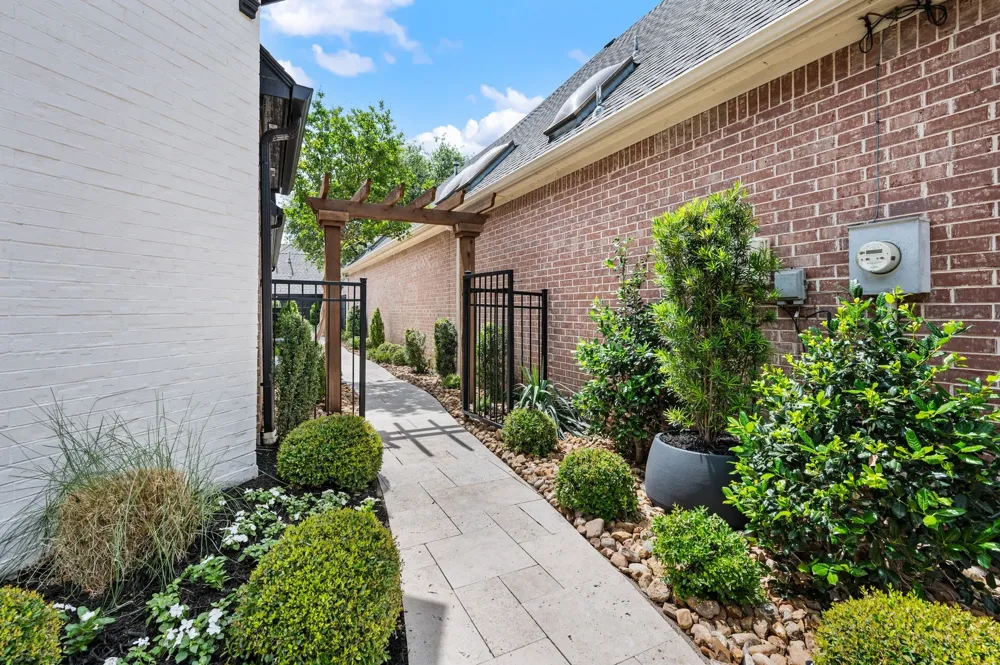 631 Chandon Court Southlake, TX 76092