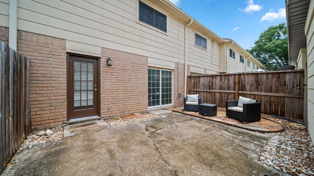 3936 Laura Leigh Drive Friendswood, TX 77546