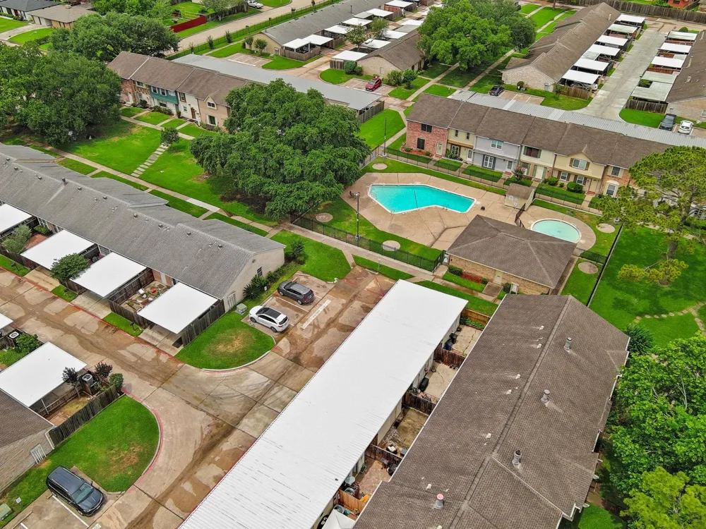 3936 Laura Leigh Drive Friendswood, TX 77546