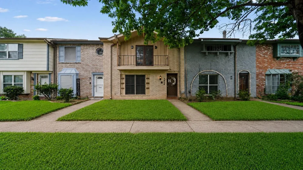 3936 Laura Leigh Drive Friendswood, TX 77546