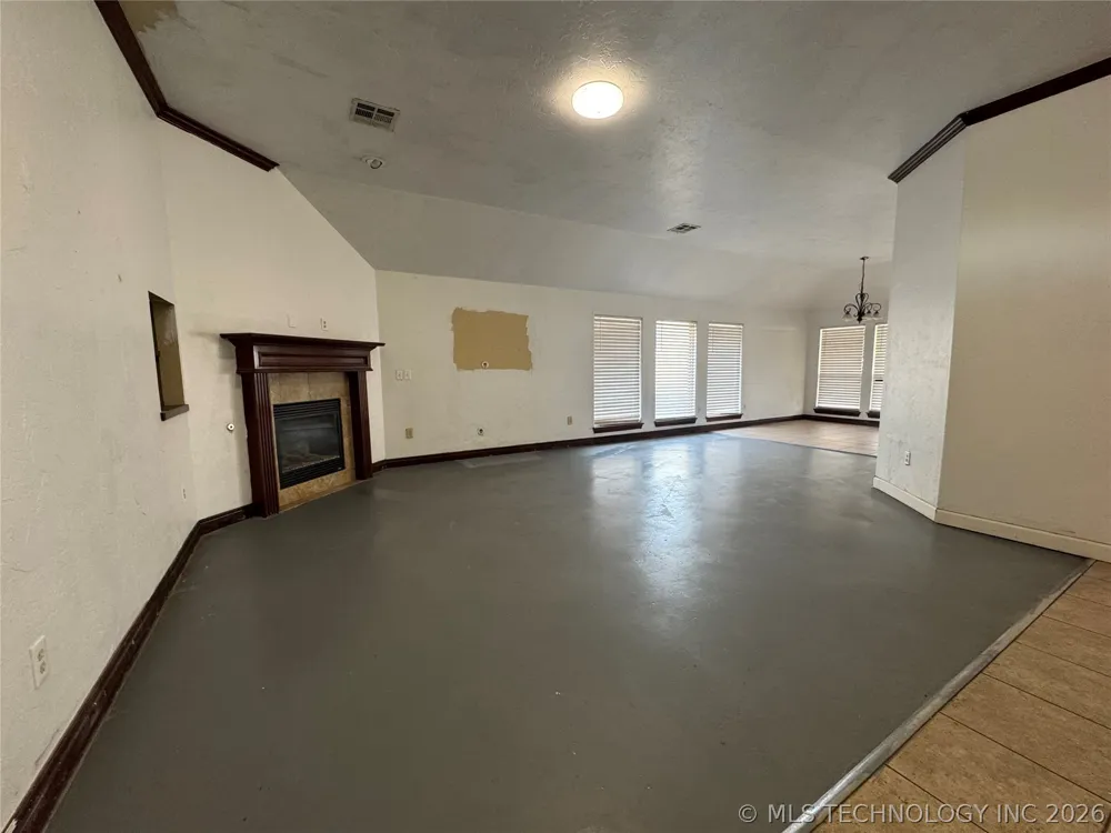 5125 SW 123rd Street Oklahoma City, OK 73173