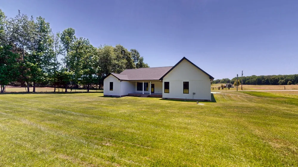 865 Alman Cemetery Rd Paris, TN 38242