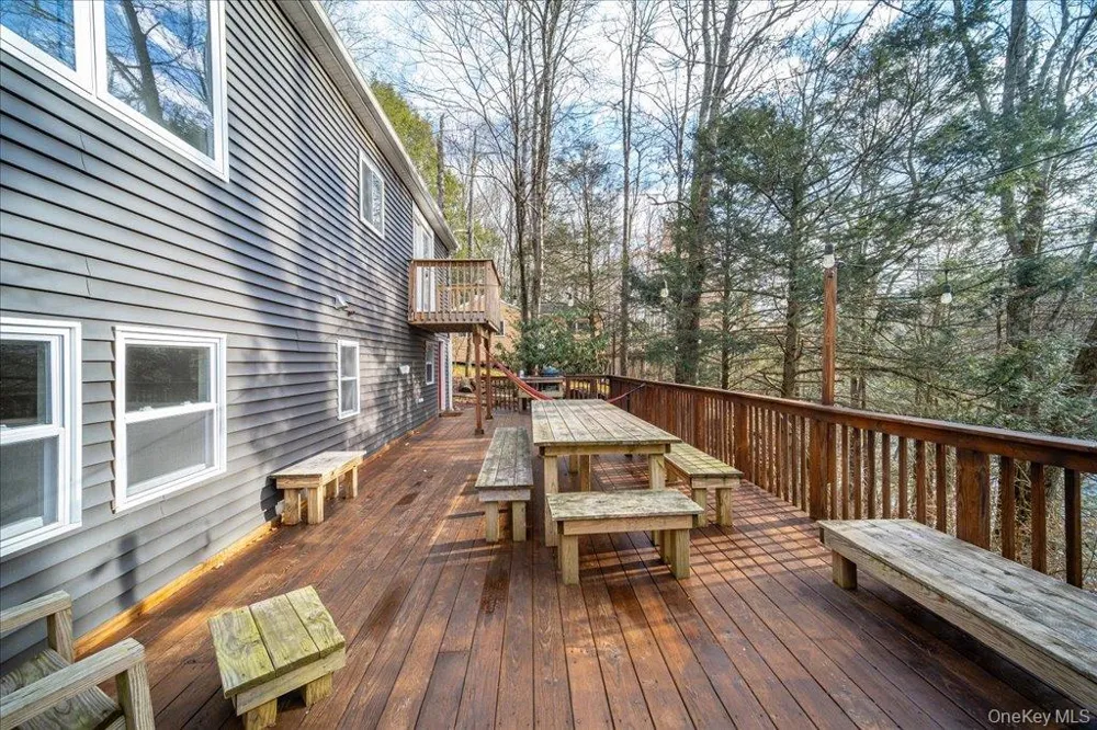 34 Overlook Road Woodbourne, NY 12788