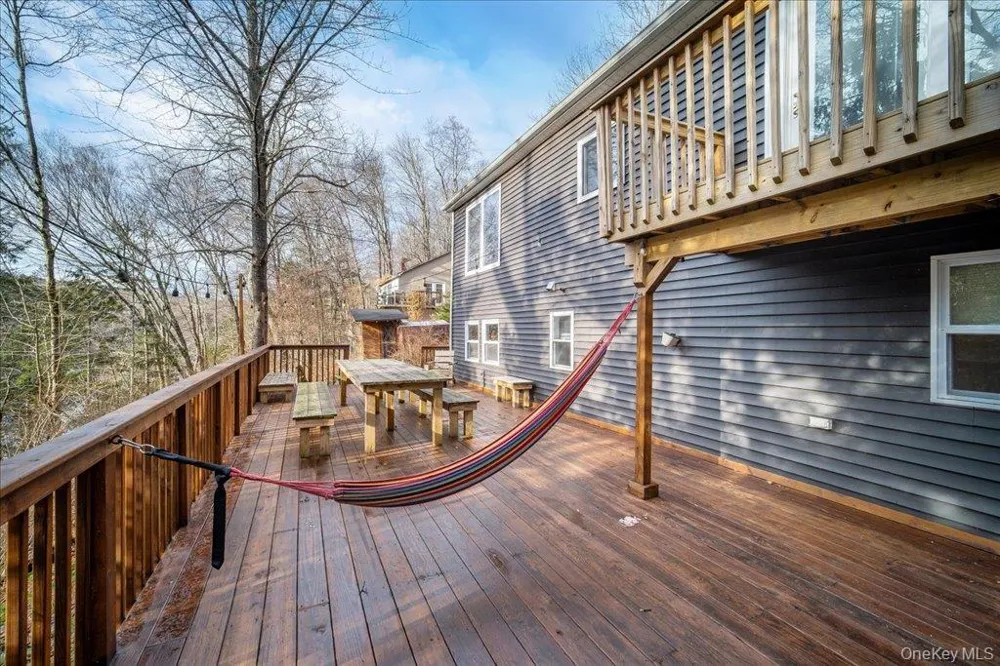34 Overlook Road Woodbourne, NY 12788