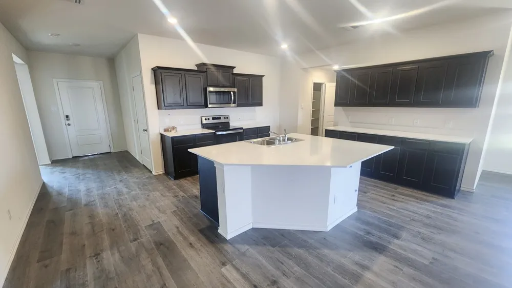1202 Breezy Oak Drive Nevada, TX 75173