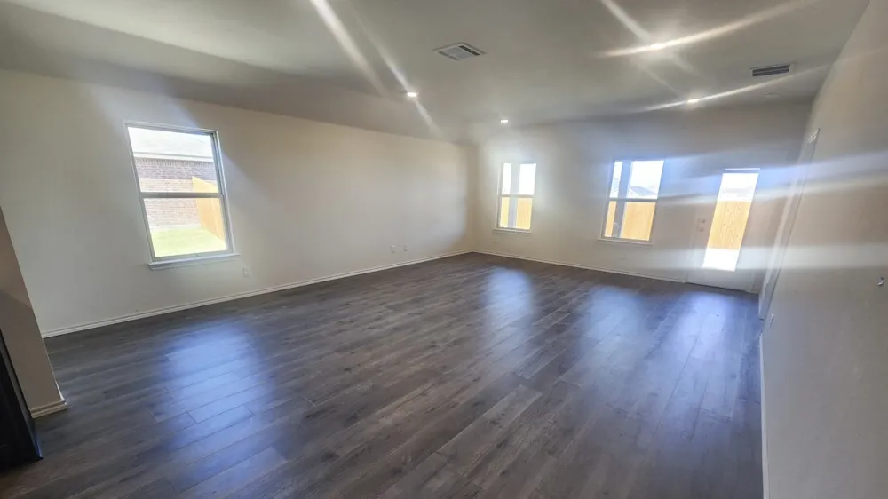 1202 Breezy Oak Drive Nevada, TX 75173