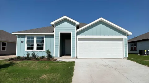 1202 Breezy Oak Drive
