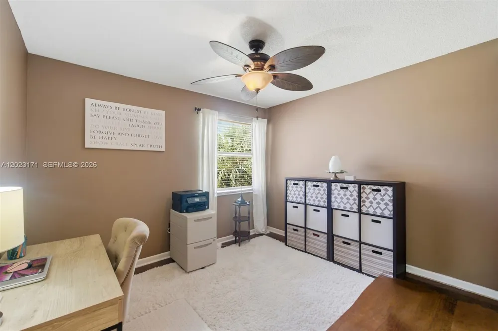 4111 Coral Tree Cir #327 Coconut Creek, FL 33073