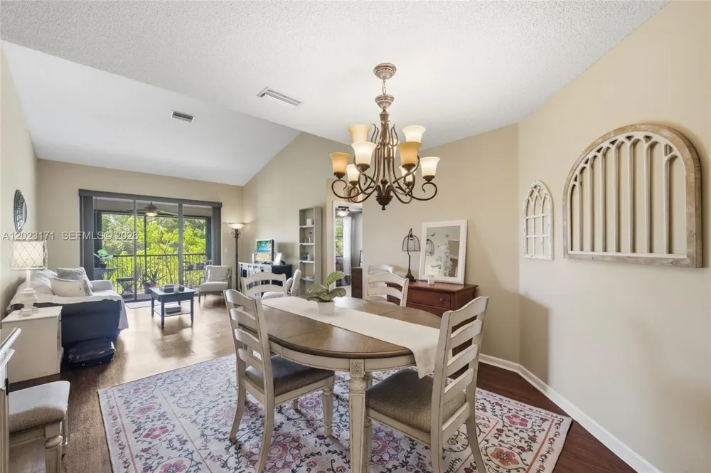 4111 Coral Tree Cir #327 Coconut Creek, FL 33073